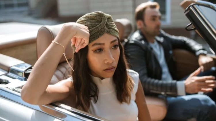 Être en couple et être attiré par quelqu'un d'autre